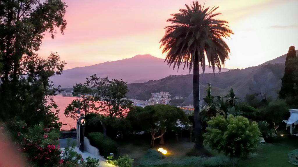 Villa Mon Repos タオルミーナ エクステリア 写真